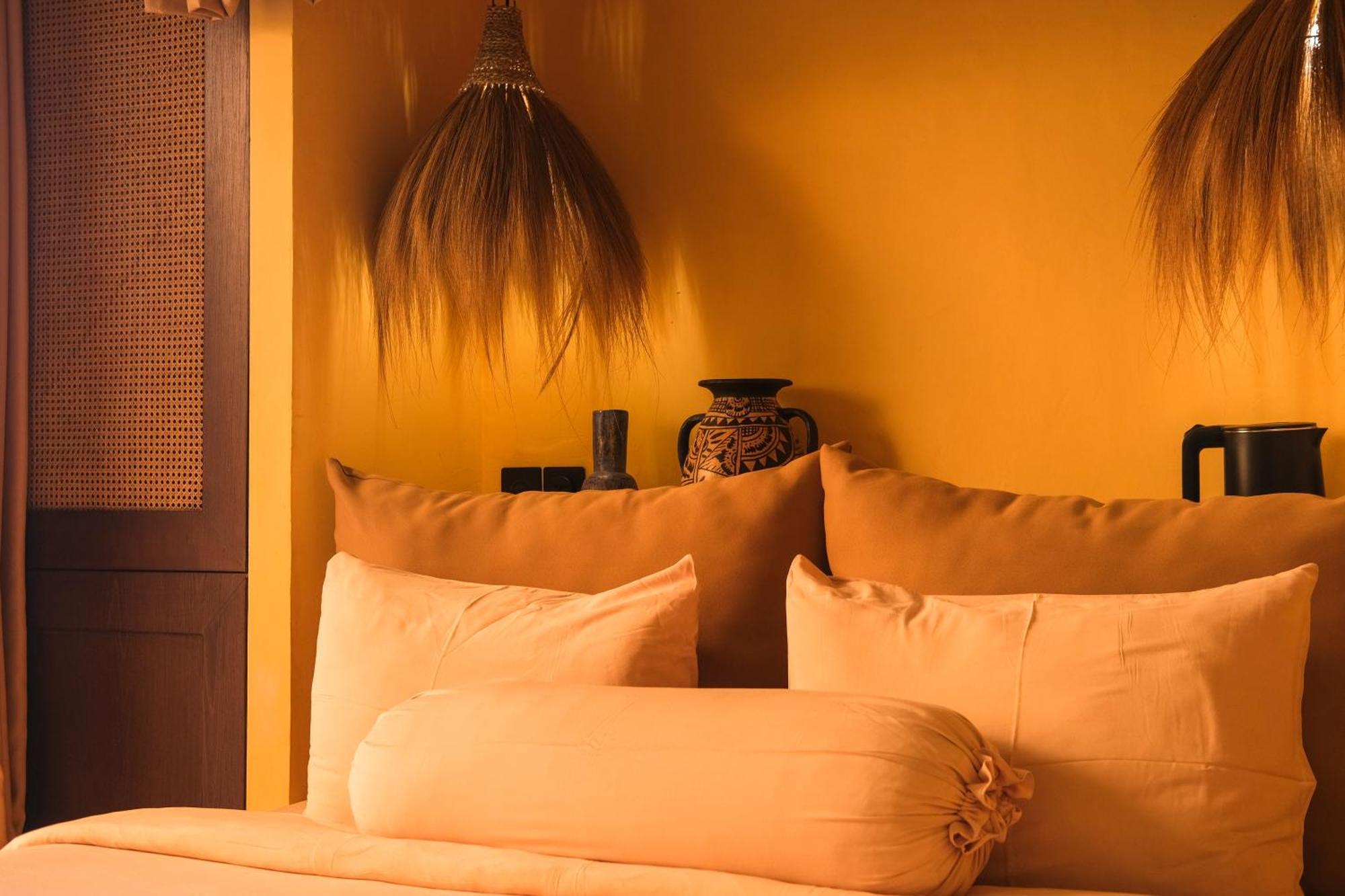 El Barrio Boutique Hotel & Bar Canggu  Bilik gambar